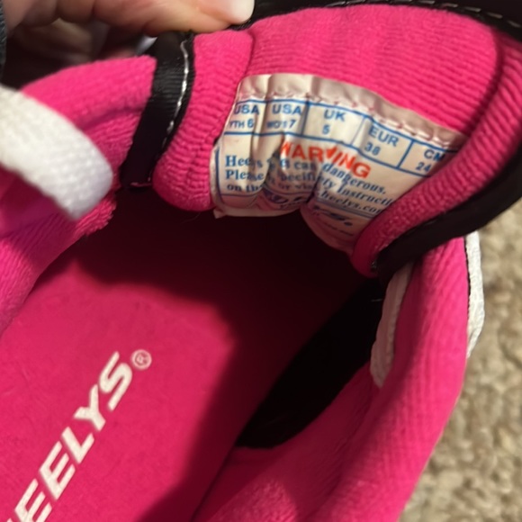 Heelys skate sneakers - Picture 4 of 4